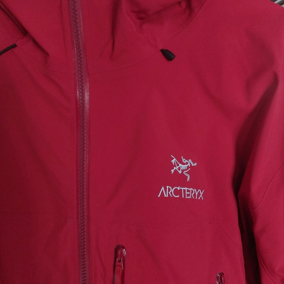 Arc'teryx Beta SV - Picture 3 of 7